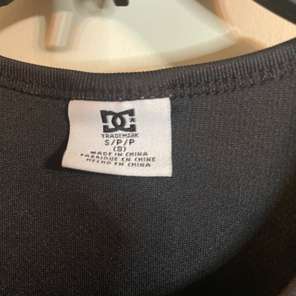 DC boys tank. Size small. Teal and black - Picture 3 of 3